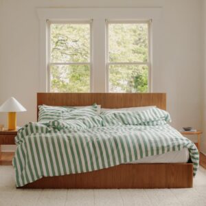 Form Storage Bed, Queen, White Oak