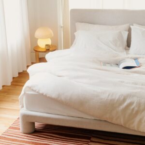 Lunar Bed, Queen, Latte