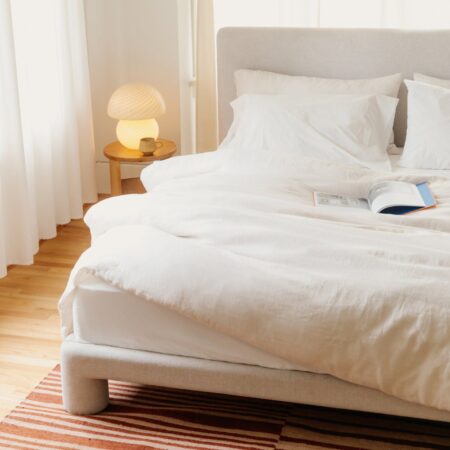 Lunar Bed, Queen, Latte